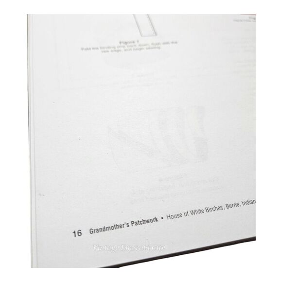 Vtg Grandmother's Patchwork Pattern Paper Book Ruth Swasey #141056 Cottagecore - Picture 4 of 6